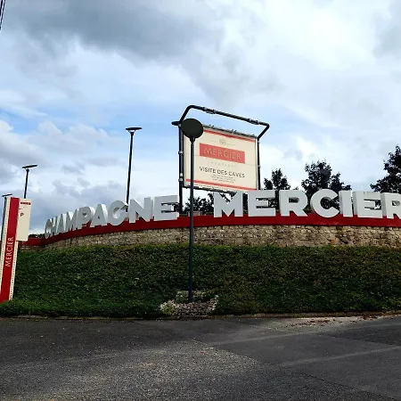 Capital De Champagne Épernay