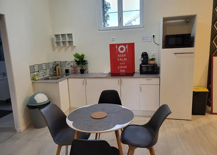 Capital De Champagne Эперне